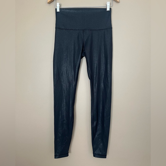 {Lululemon} Wunder Under High-Rise Tight 28" Leggings in Foil Print Black - 6 - Picture 1 of 11